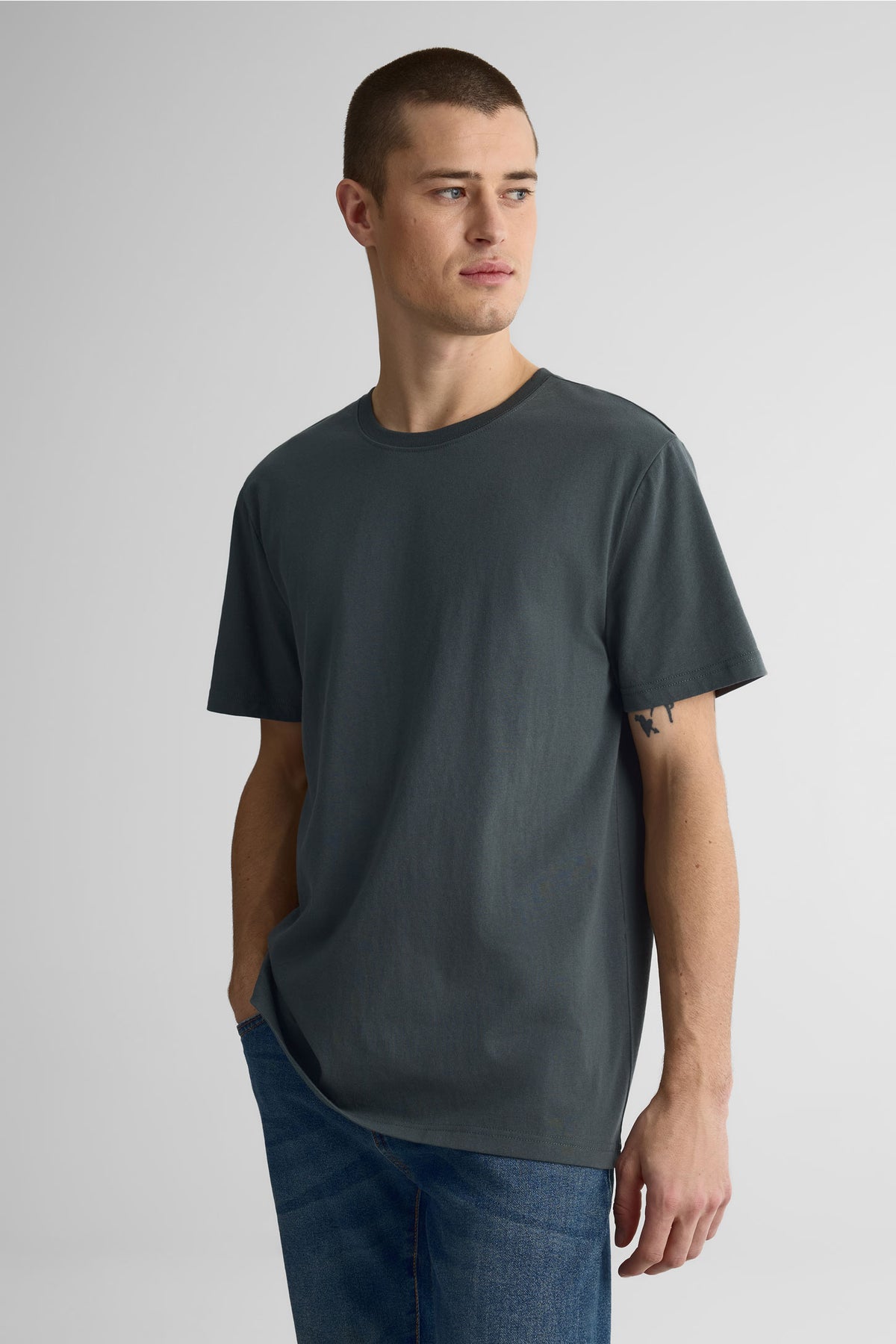 Chandail manches courtes 3/25$ - Homme && GRIS